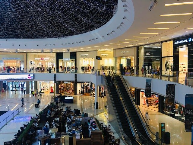 Marina Mall
